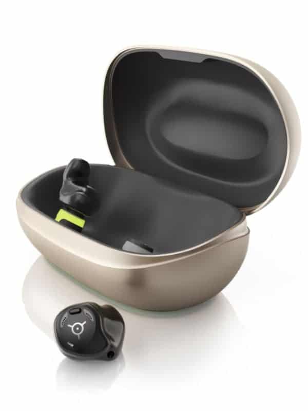 Rechargeable Phonak Virto R Infinio hearing aids in a sleek charging case, showcasing advanced SmartSpeech™ technology and RightFit customization for optimal sound quality and comfort.